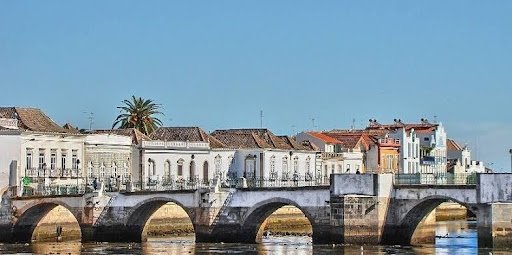 Card Tavira